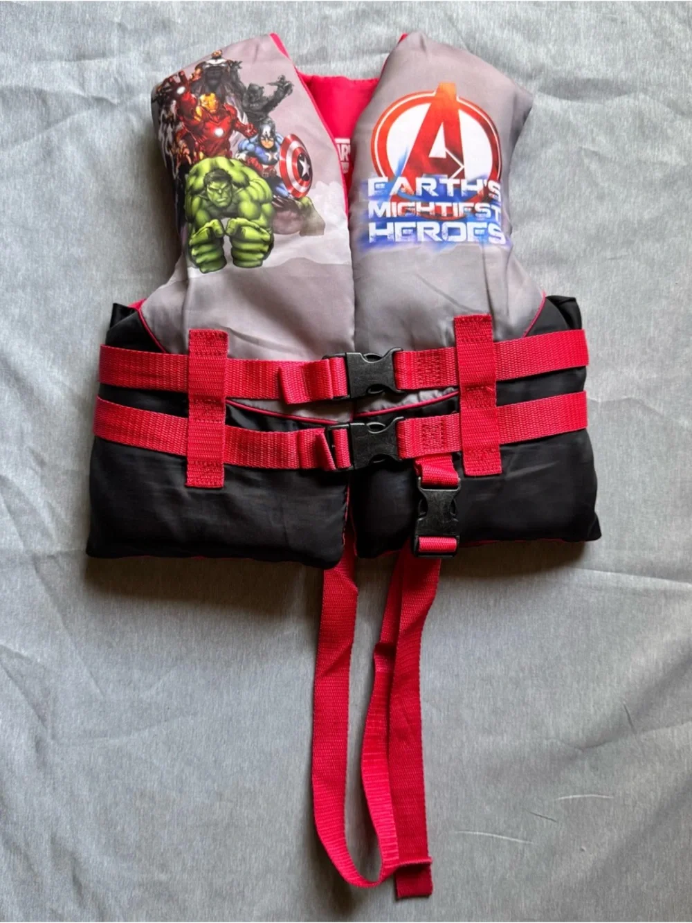 Marvel Avengers Kids Red, Black and Gray Superhero Life Vest - Picture 2 of 6